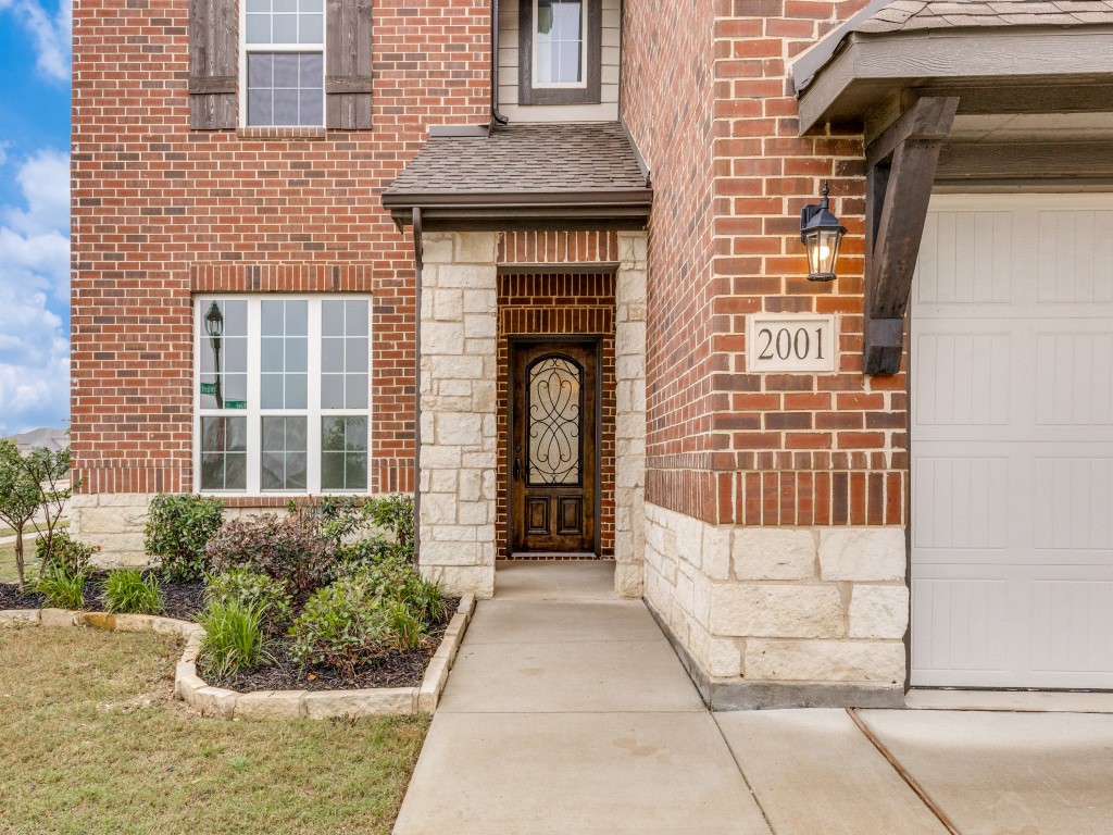 2001 Sun Star Drive Haslet TX 76052