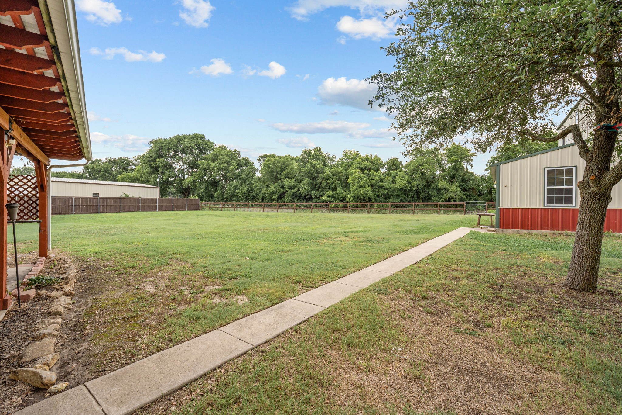 7230 Hunnington Drive Sanger TX 76266