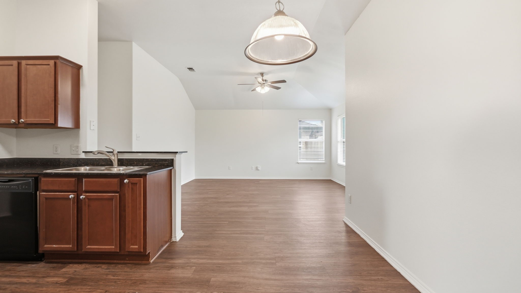 1607 Tampa Bay Drive Dallas TX 75217