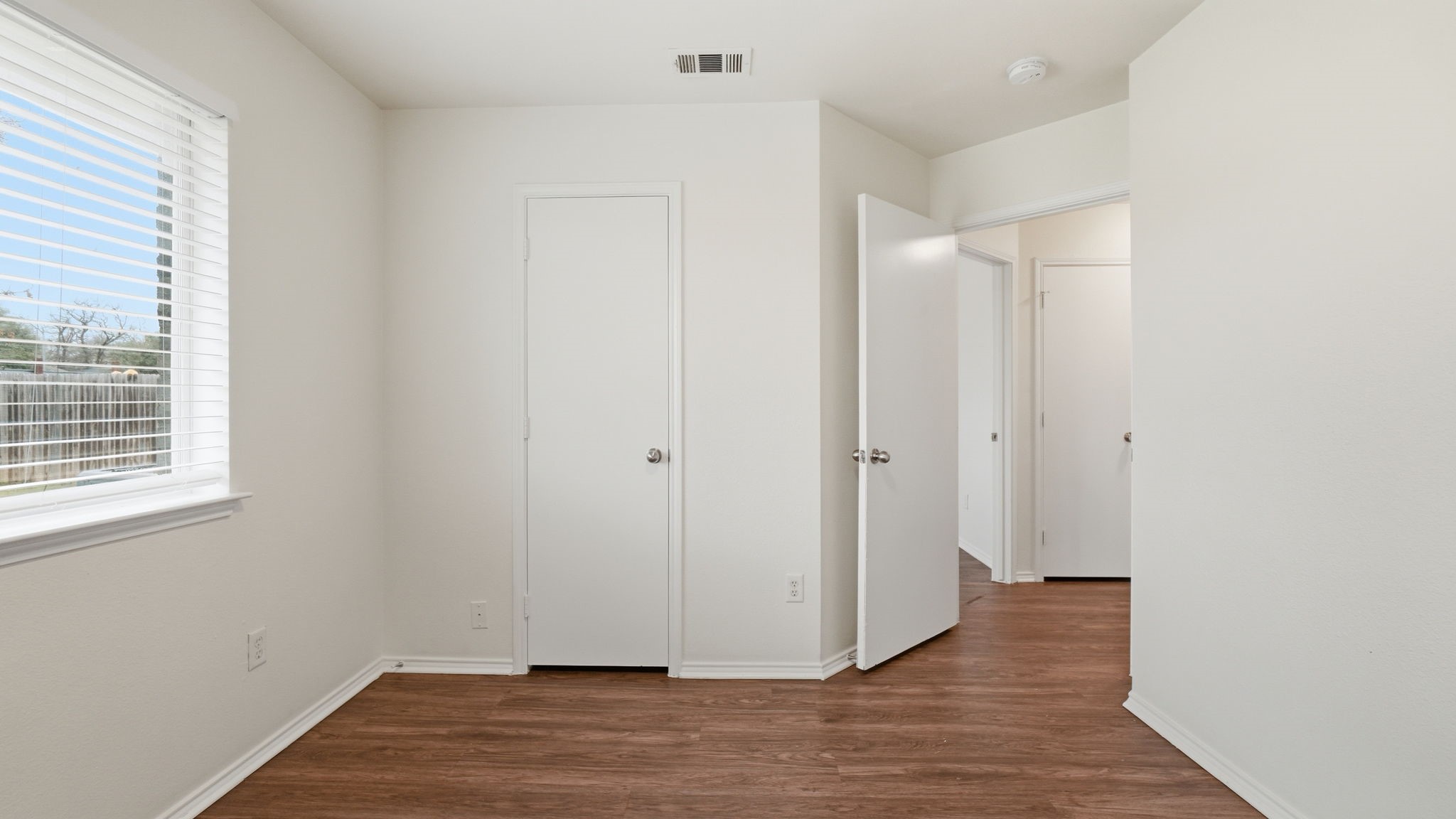 1607 Tampa Bay Drive Dallas TX 75217