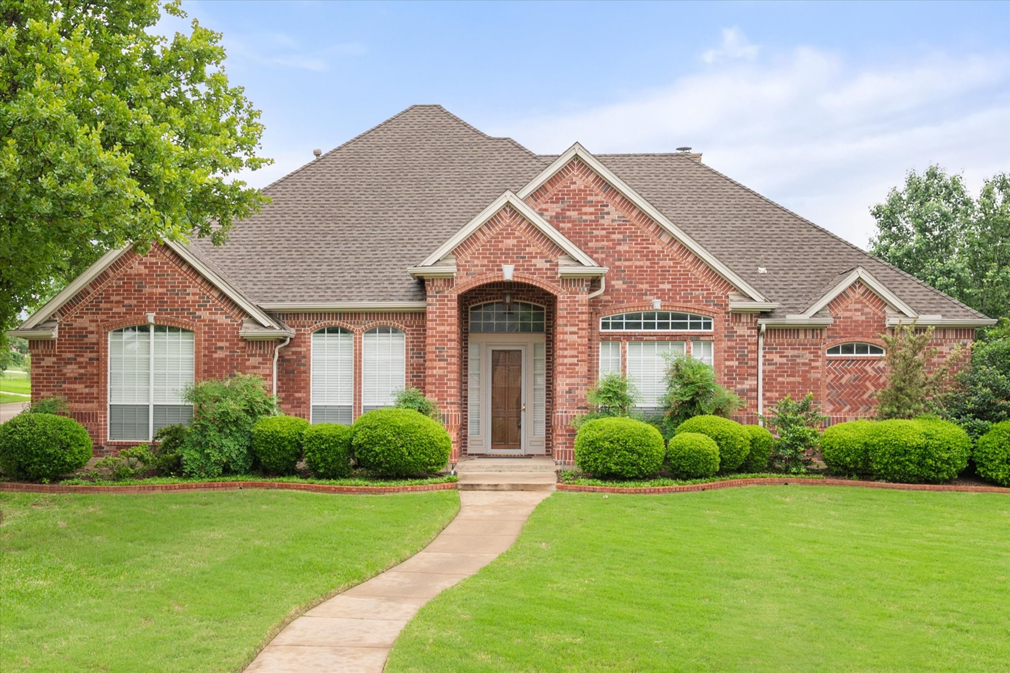 920 Shady Creek Drive Kennedale TX 76060