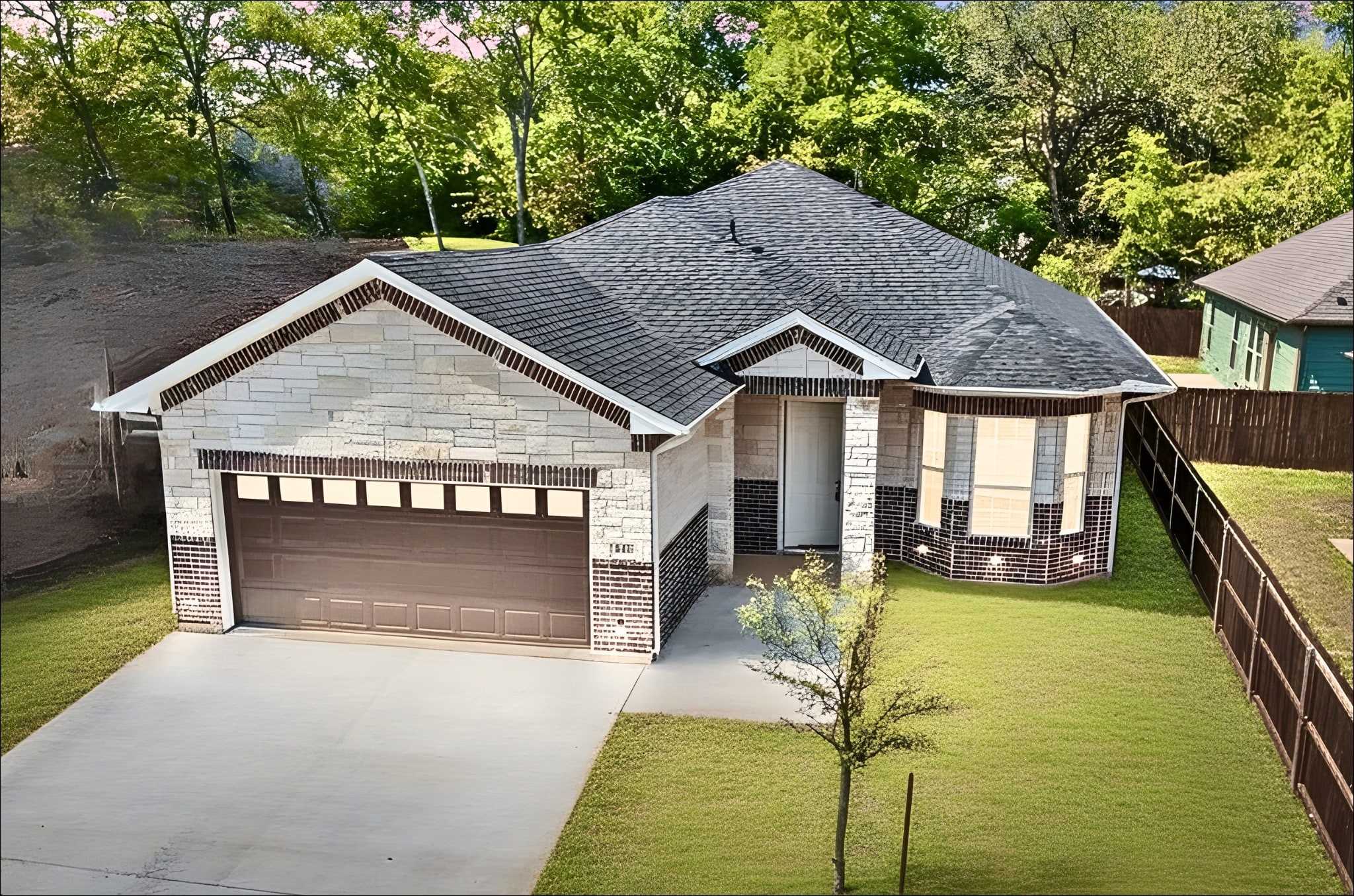 413 Henderson Street Bonham TX 75418