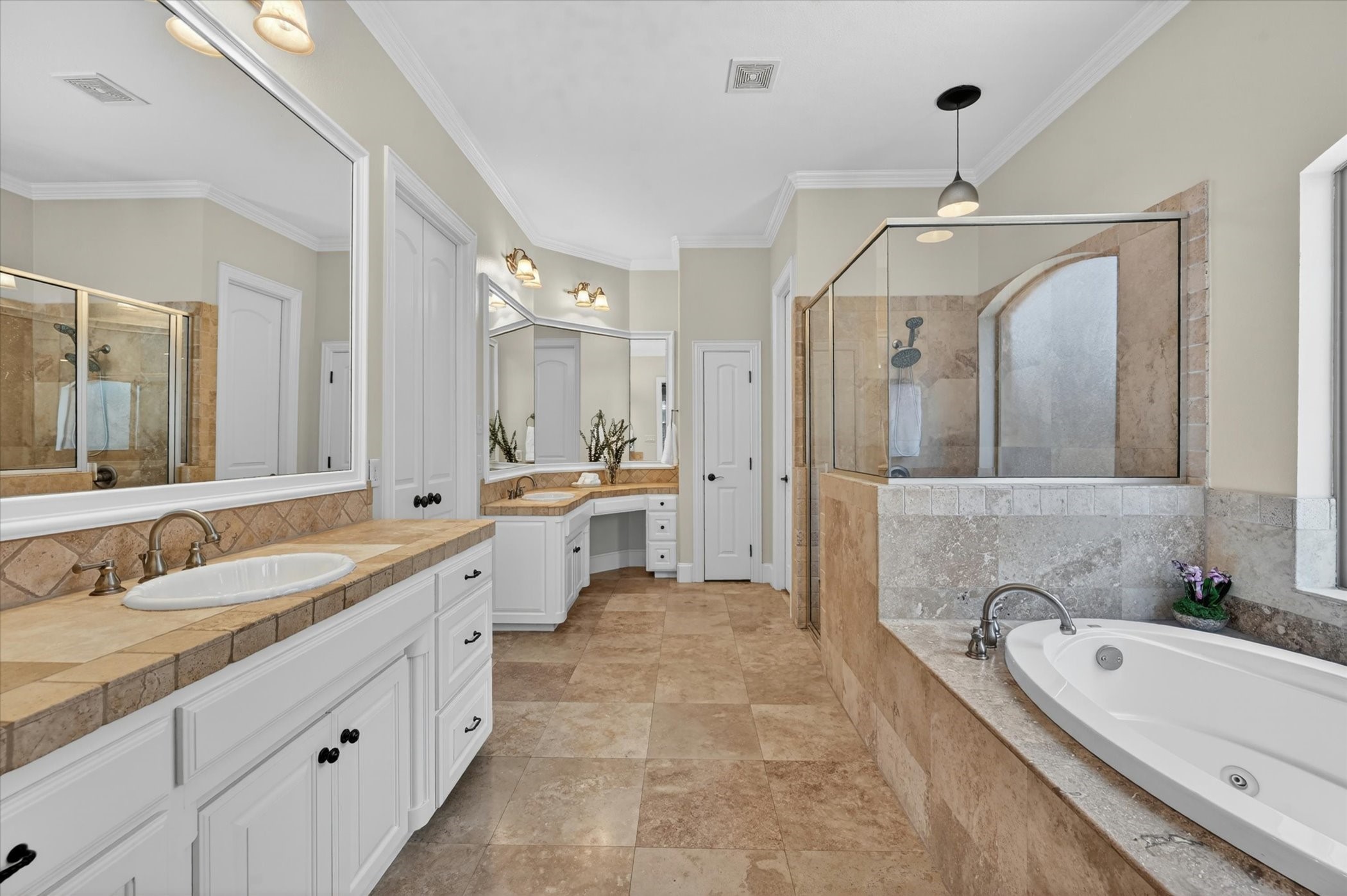 8009 Long Trail Drive North Richland Hills TX 76182