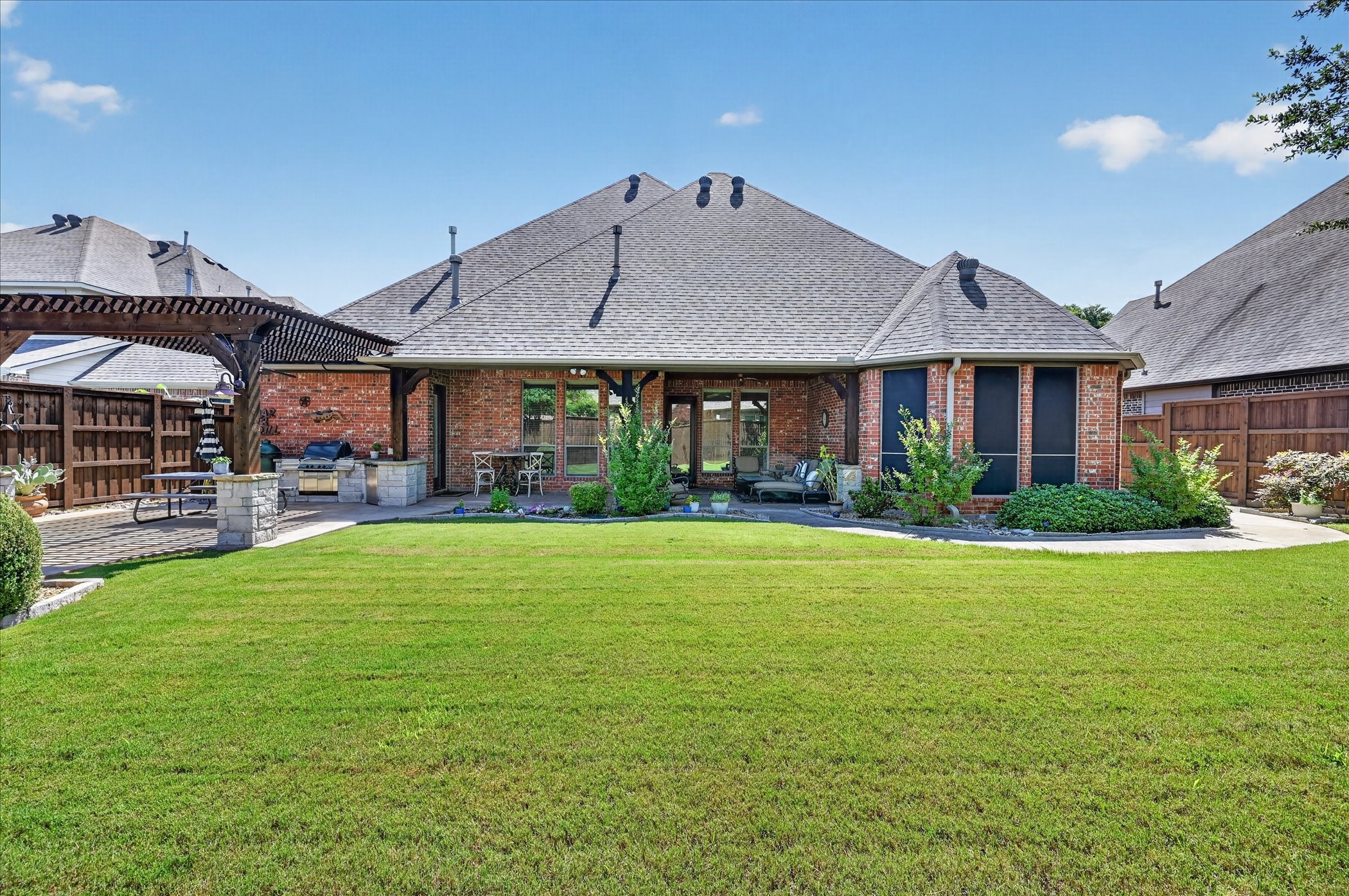8009 Long Trail Drive North Richland Hills TX 76182