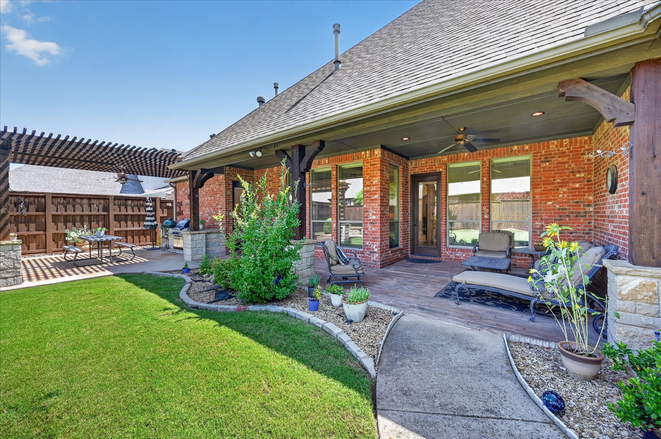 8009 Long Trail Drive North Richland Hills TX 76182