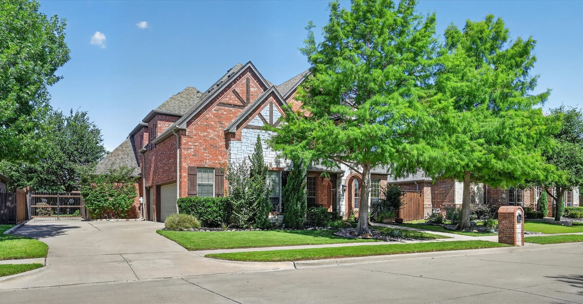 8009 Long Trail Drive North Richland Hills TX 76182