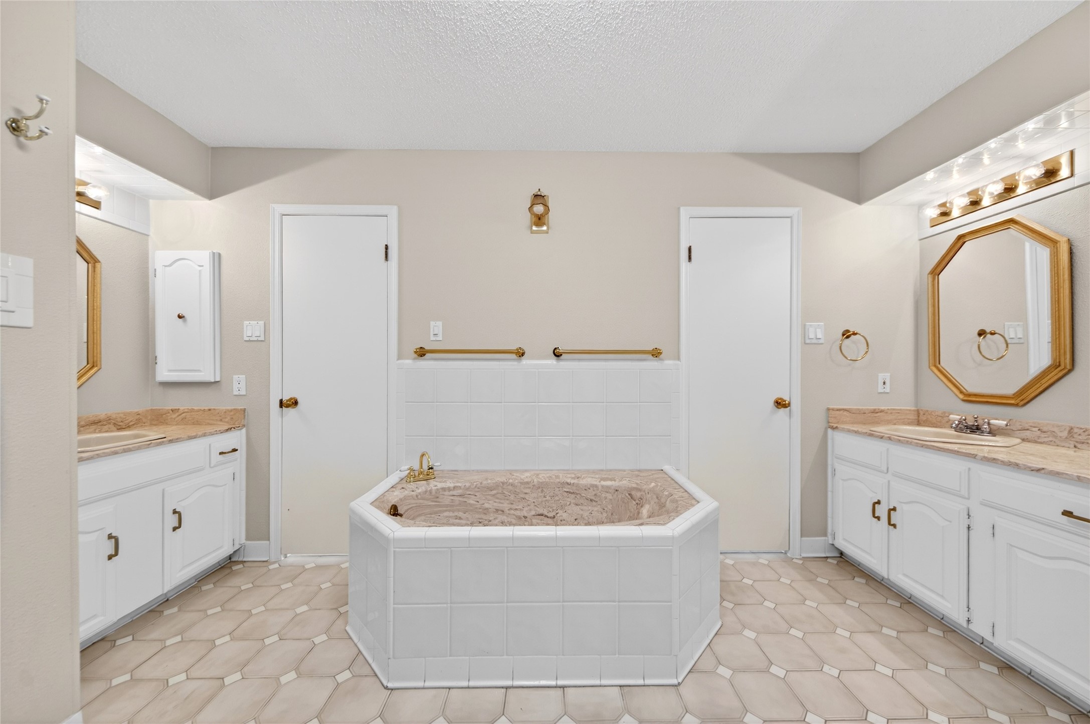 12708 Whispering Hills Drive Dallas TX 75243