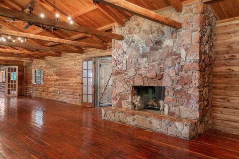 10525 N State Highway 78 Ravenna TX 75476