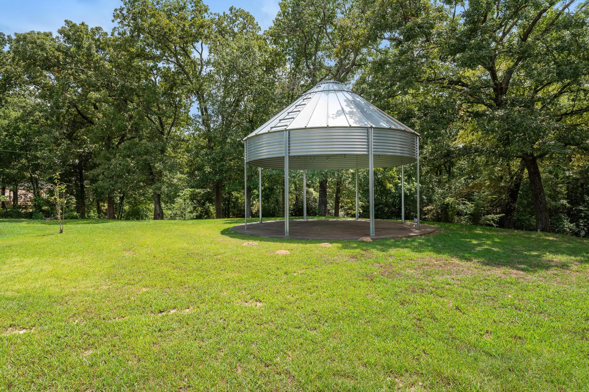 10525 N State Highway 78 Ravenna TX 75476