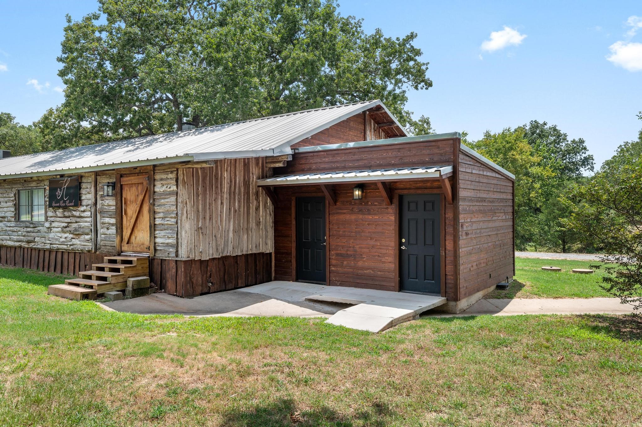 10525 N State Highway 78 Ravenna TX 75476