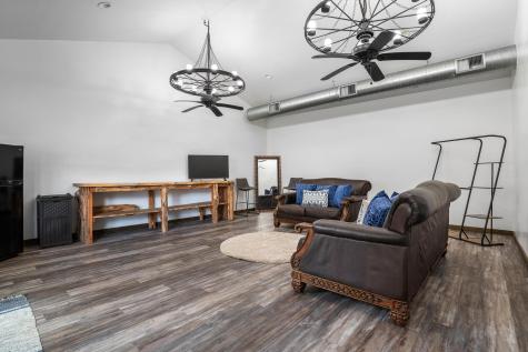 10525 N State Highway 78 Ravenna TX 75476
