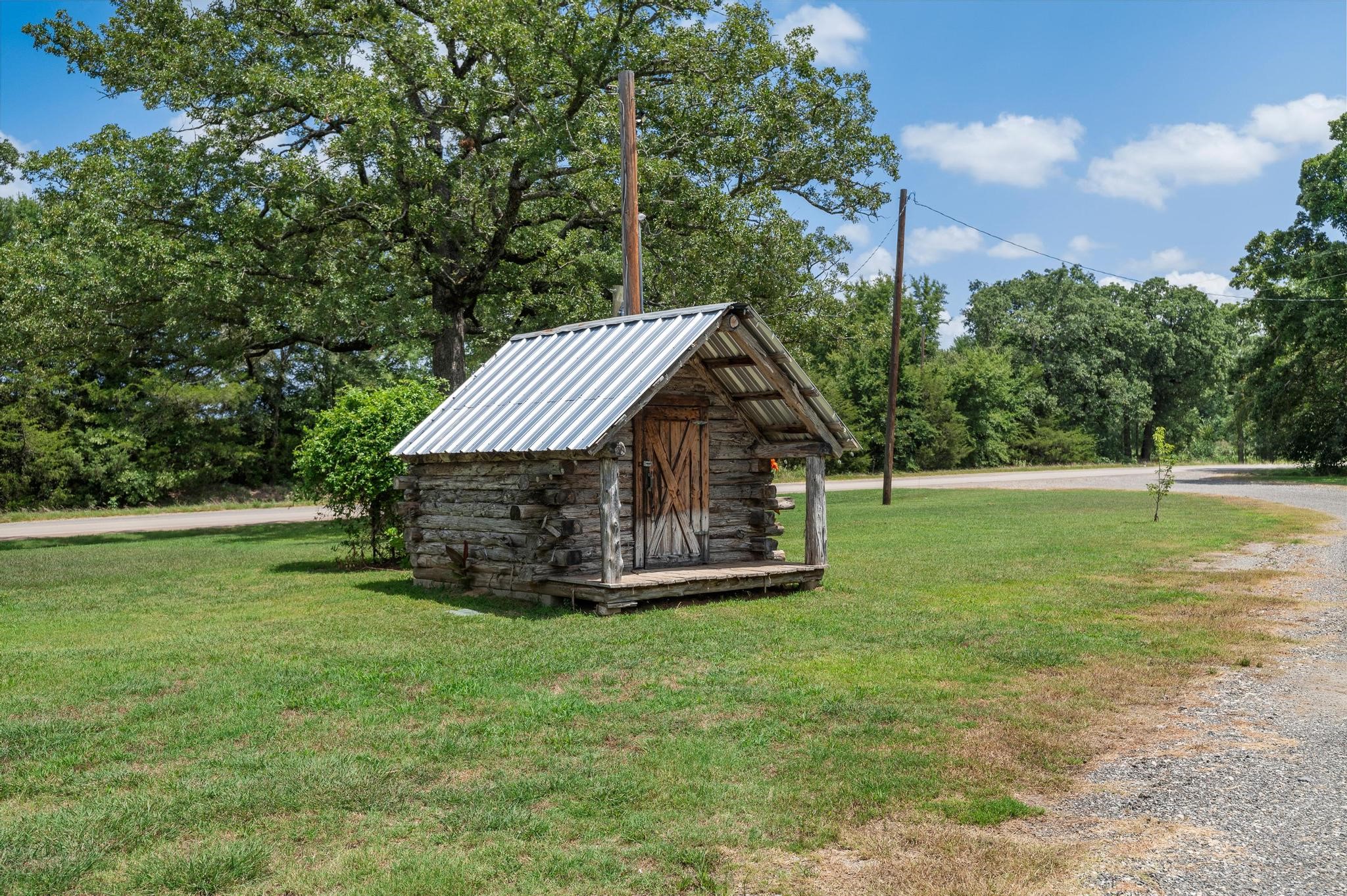 10525 N State Highway 78 Ravenna TX 75476