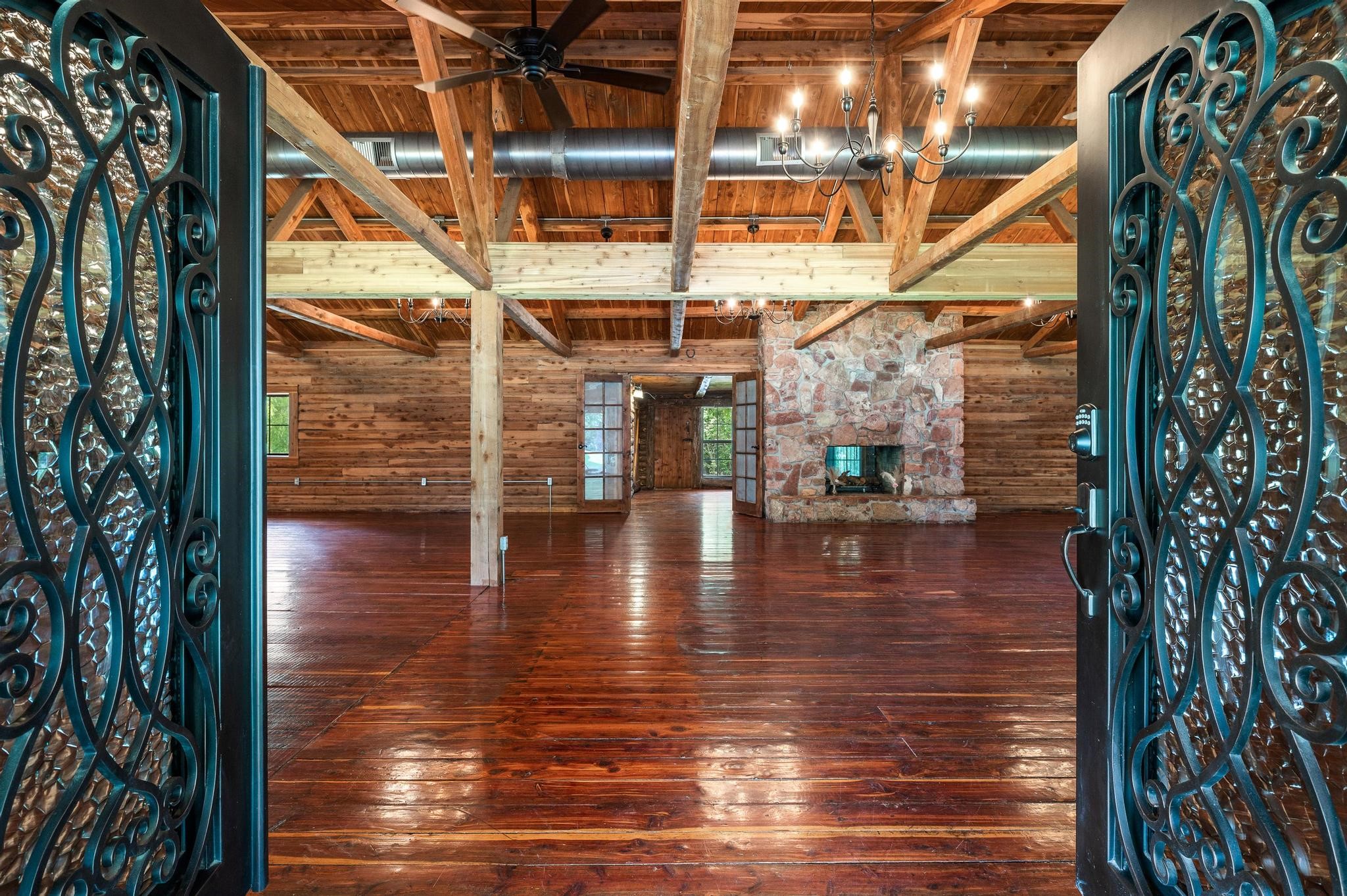 10525 N State Highway 78 Ravenna TX 75476