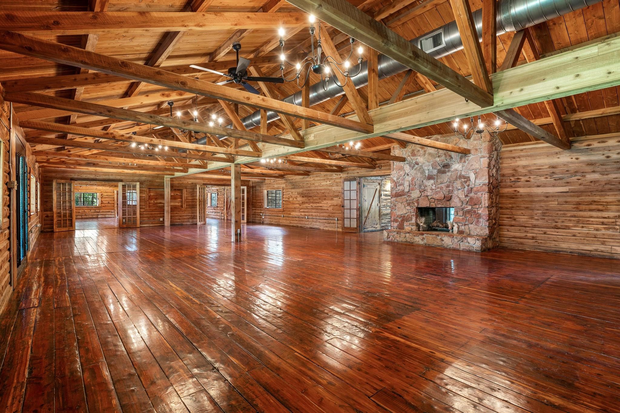 10525 N State Highway 78 Ravenna TX 75476