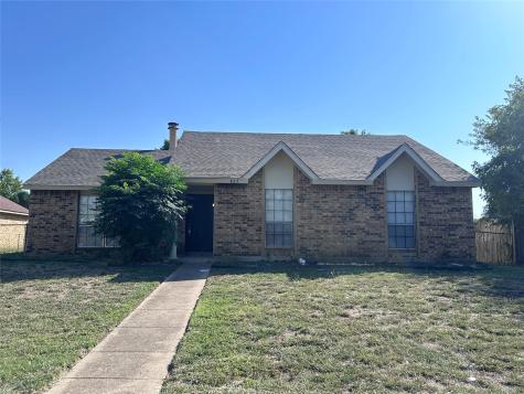 425 Rainier Street Cedar Hill TX 75104