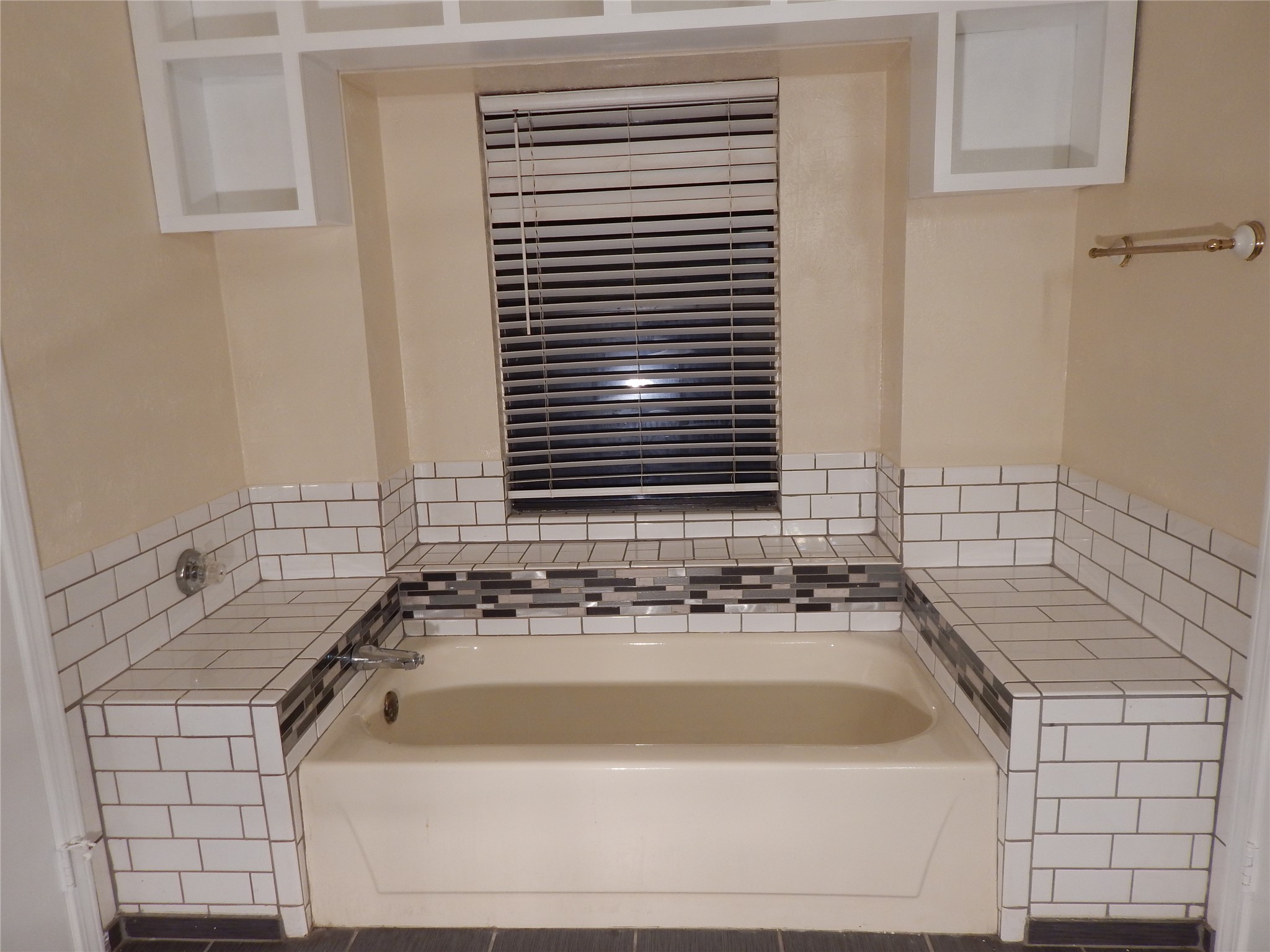 506 Redwood Drive Grand Prairie TX 75052
