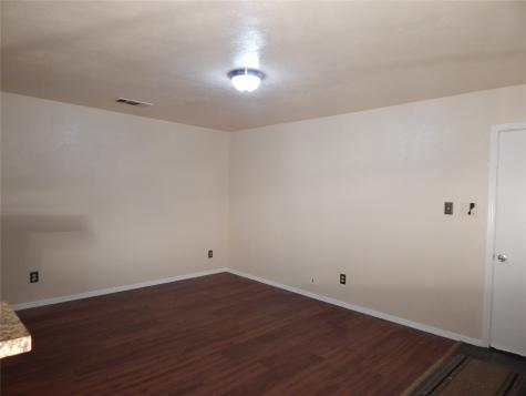 506 Redwood Drive Grand Prairie TX 75052