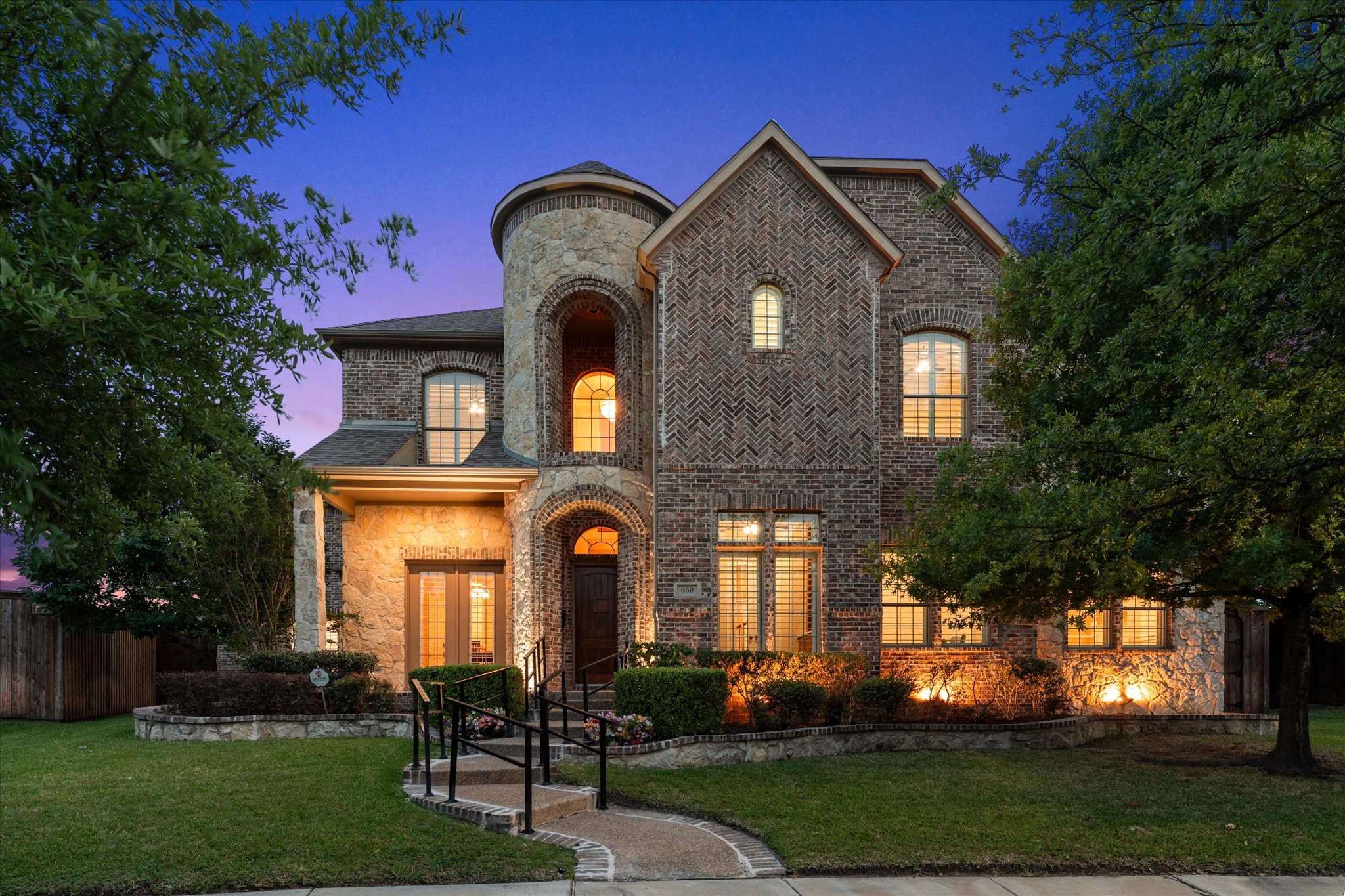 660 Duke Saxony Drive Lewisville TX 75056