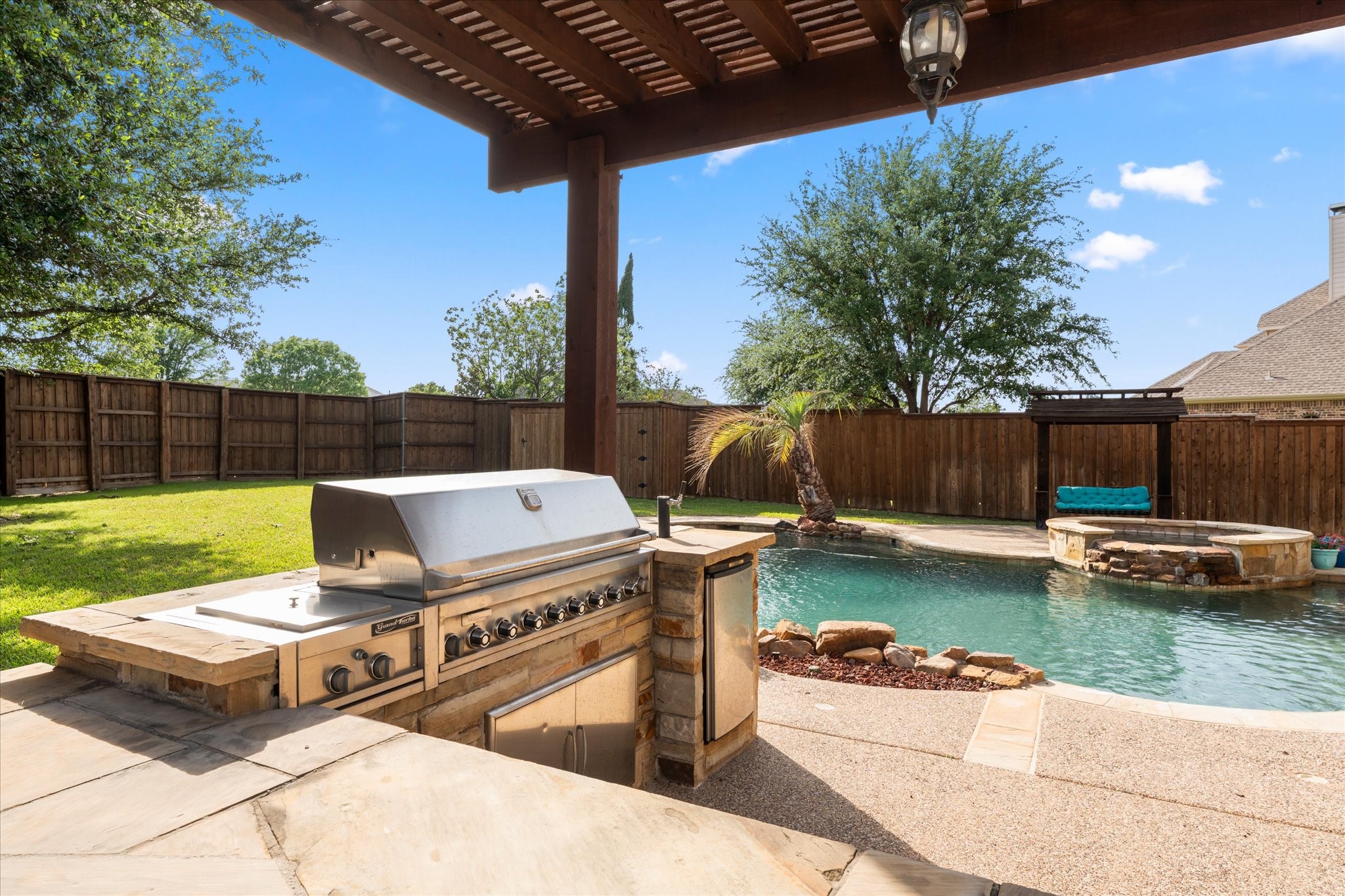 660 Duke Saxony Drive Lewisville TX 75056