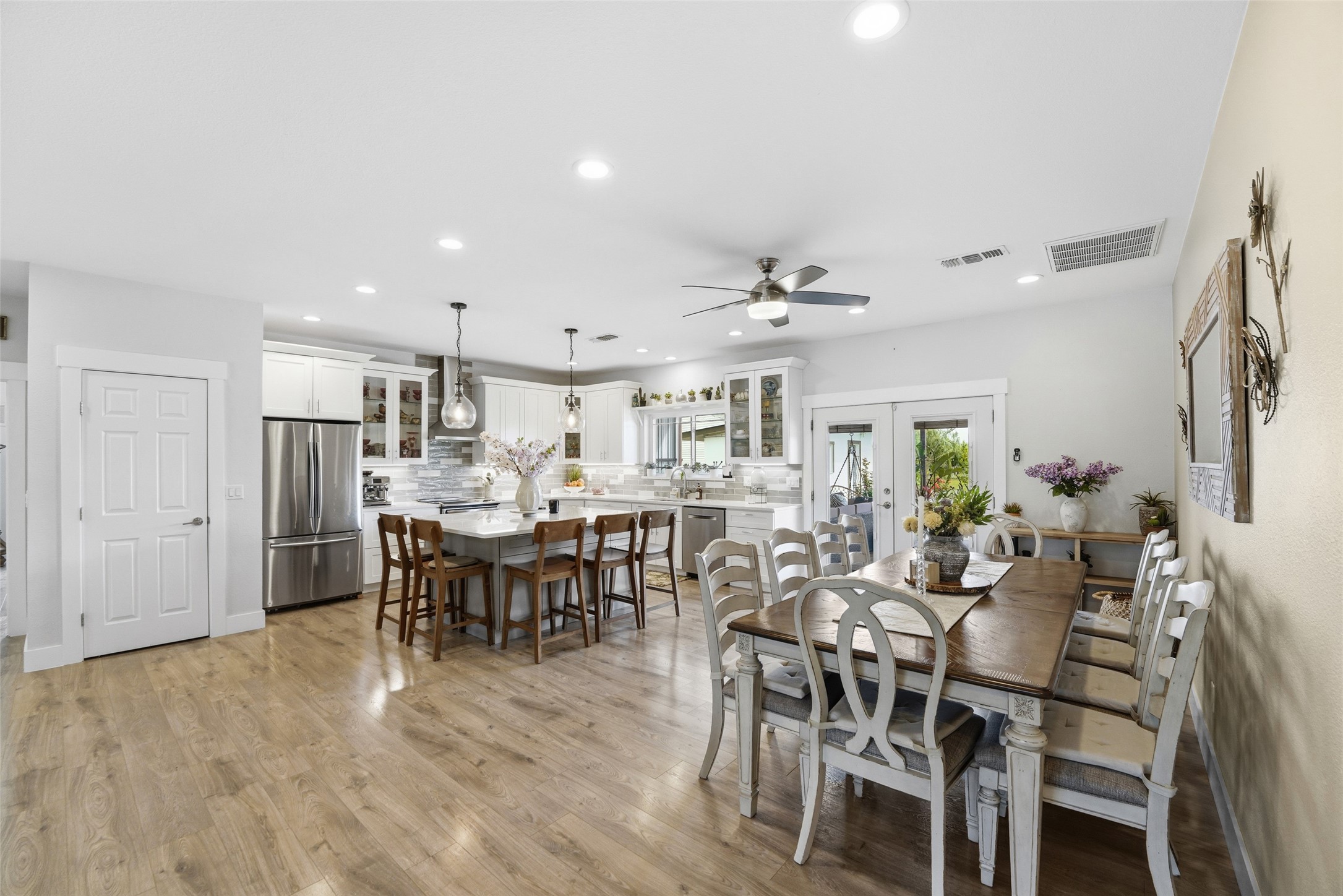 1414 Rs County Road 1605 Point TX 75472