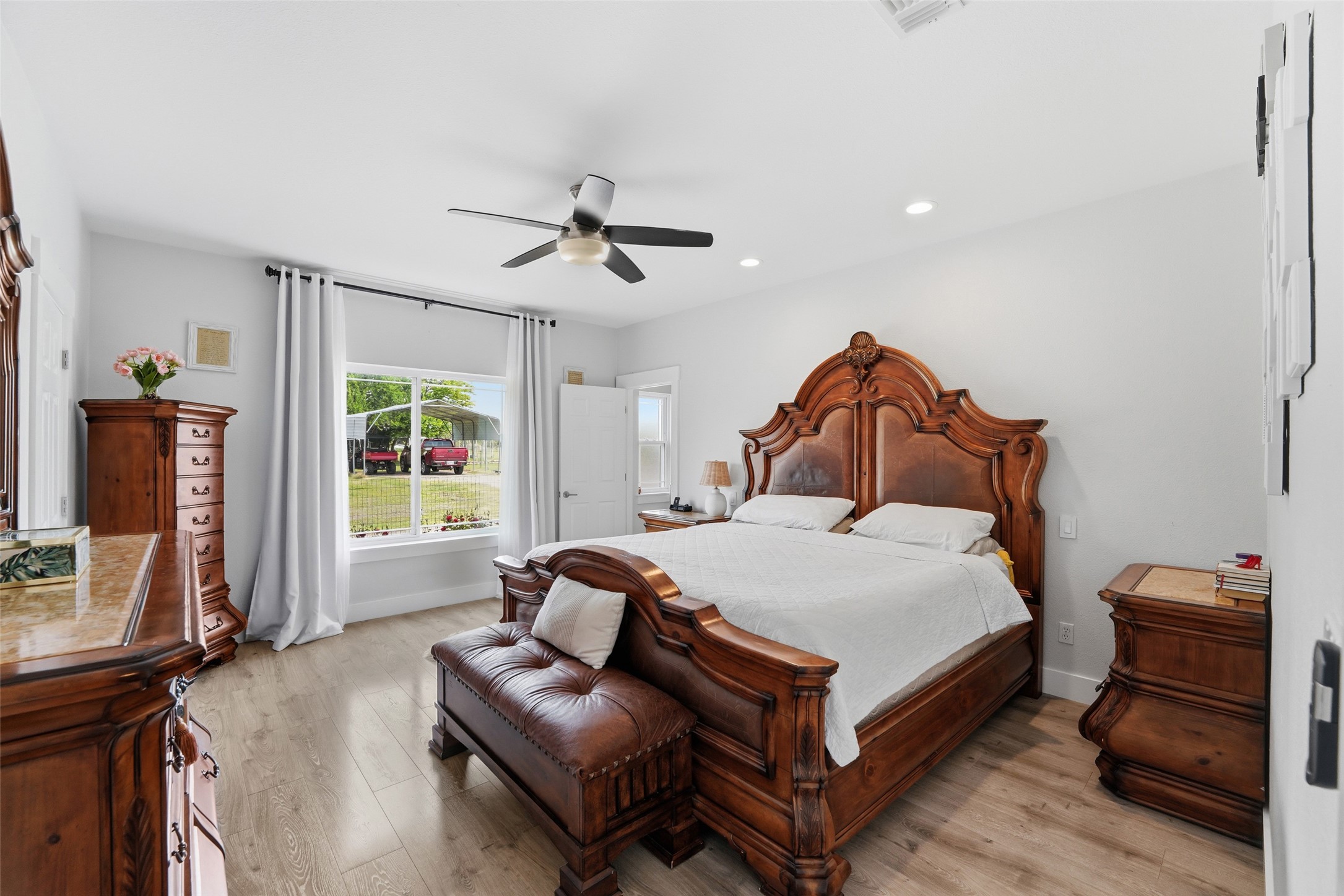 1414 Rs County Road 1605 Point TX 75472