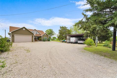 1414 Rs County Road 1605 Point TX 75472