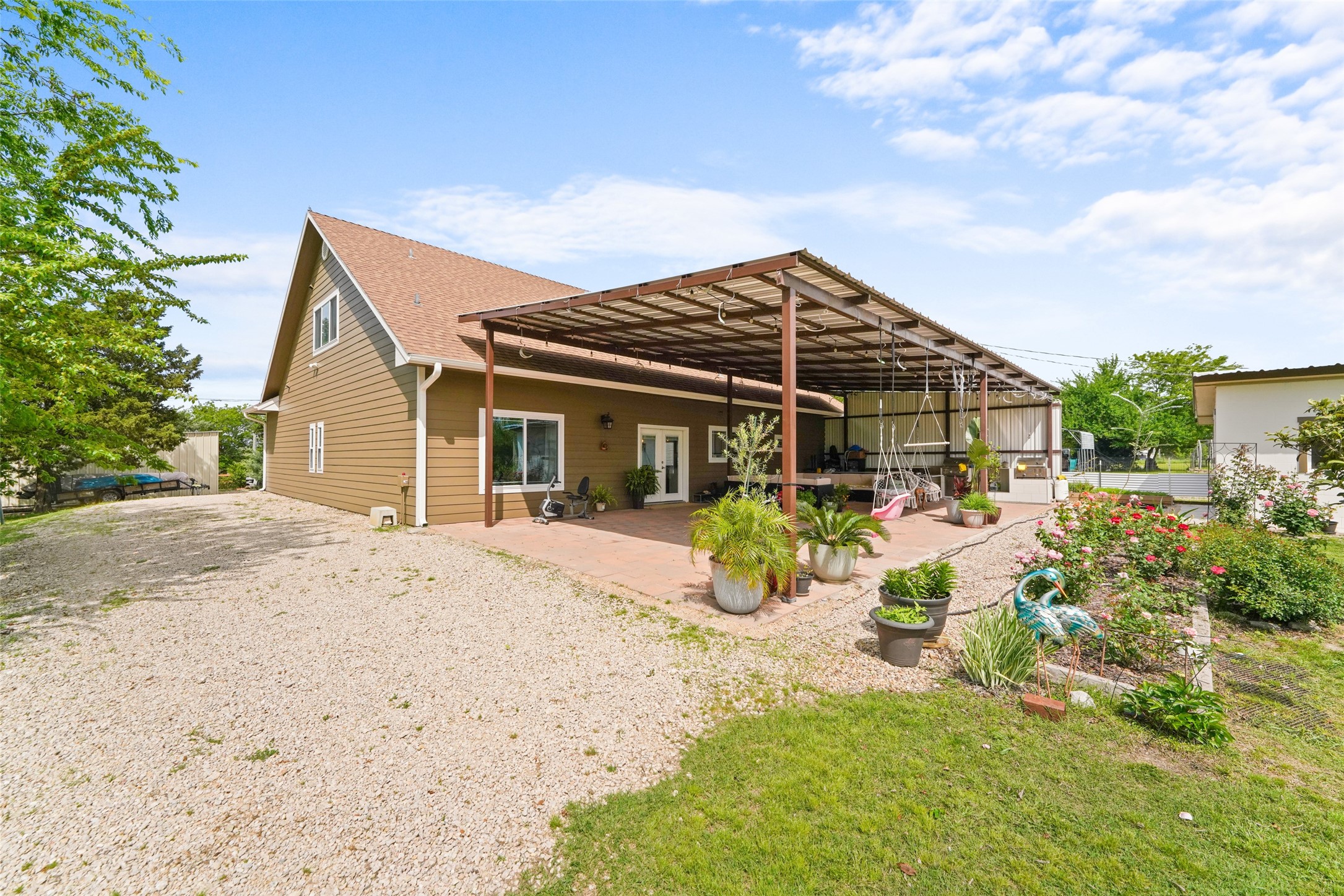 1414 Rs County Road 1605 Point TX 75472