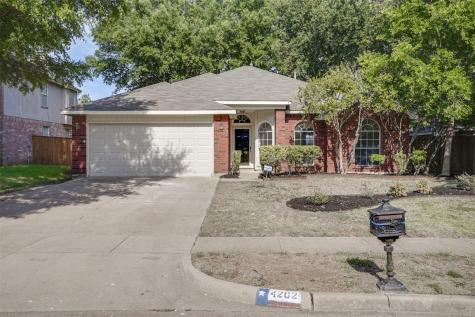 4202 Scotland Drive Grand Prairie TX 75052