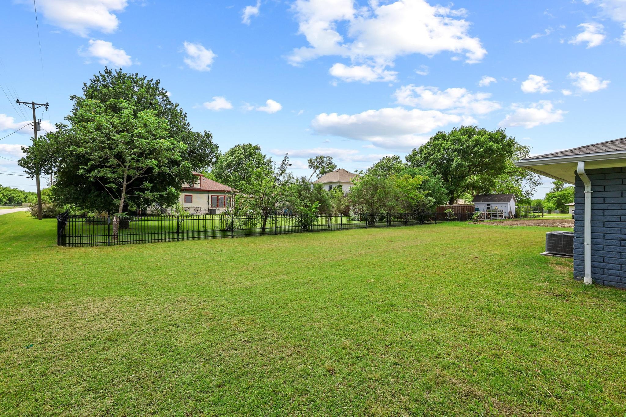 405 W 3rd Street Anna TX 75409