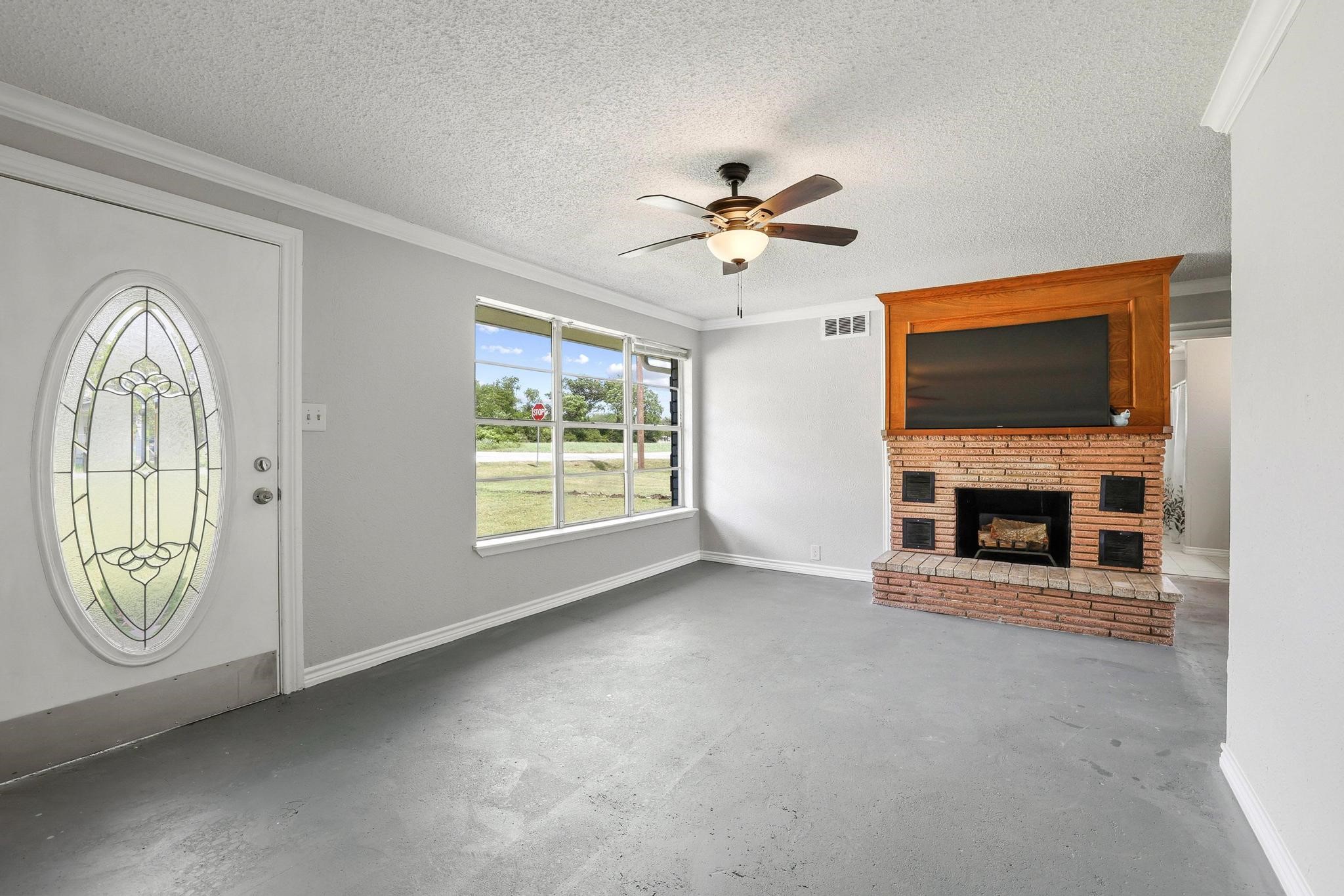 405 W 3rd Street Anna TX 75409