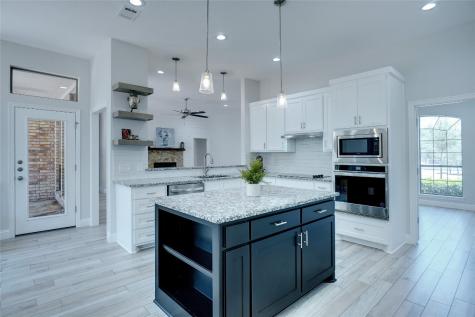 3714 Lakeshore Drive Weatherford TX 76087