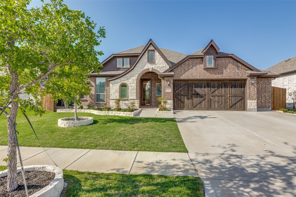 1321 Starlight Avenue Aubrey TX 76227