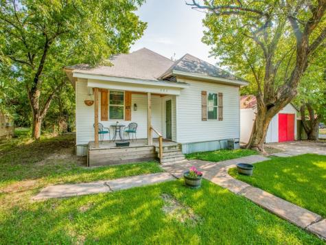 202 Olive Street Lone Oak TX 75453