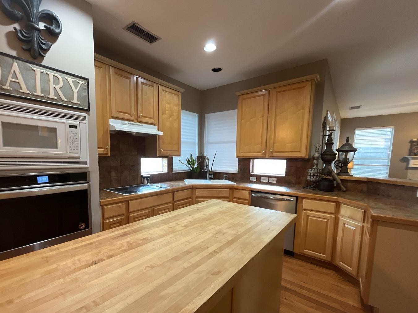 2223 Briary Trace Court Lewisville TX 75077