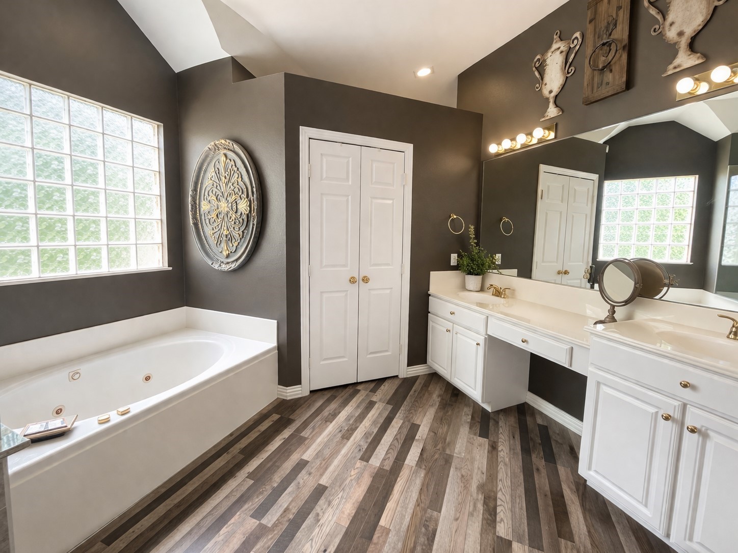2223 Briary Trace Court Lewisville TX 75077