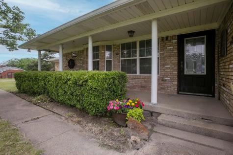 1801 W Holiday Fate TX 75087