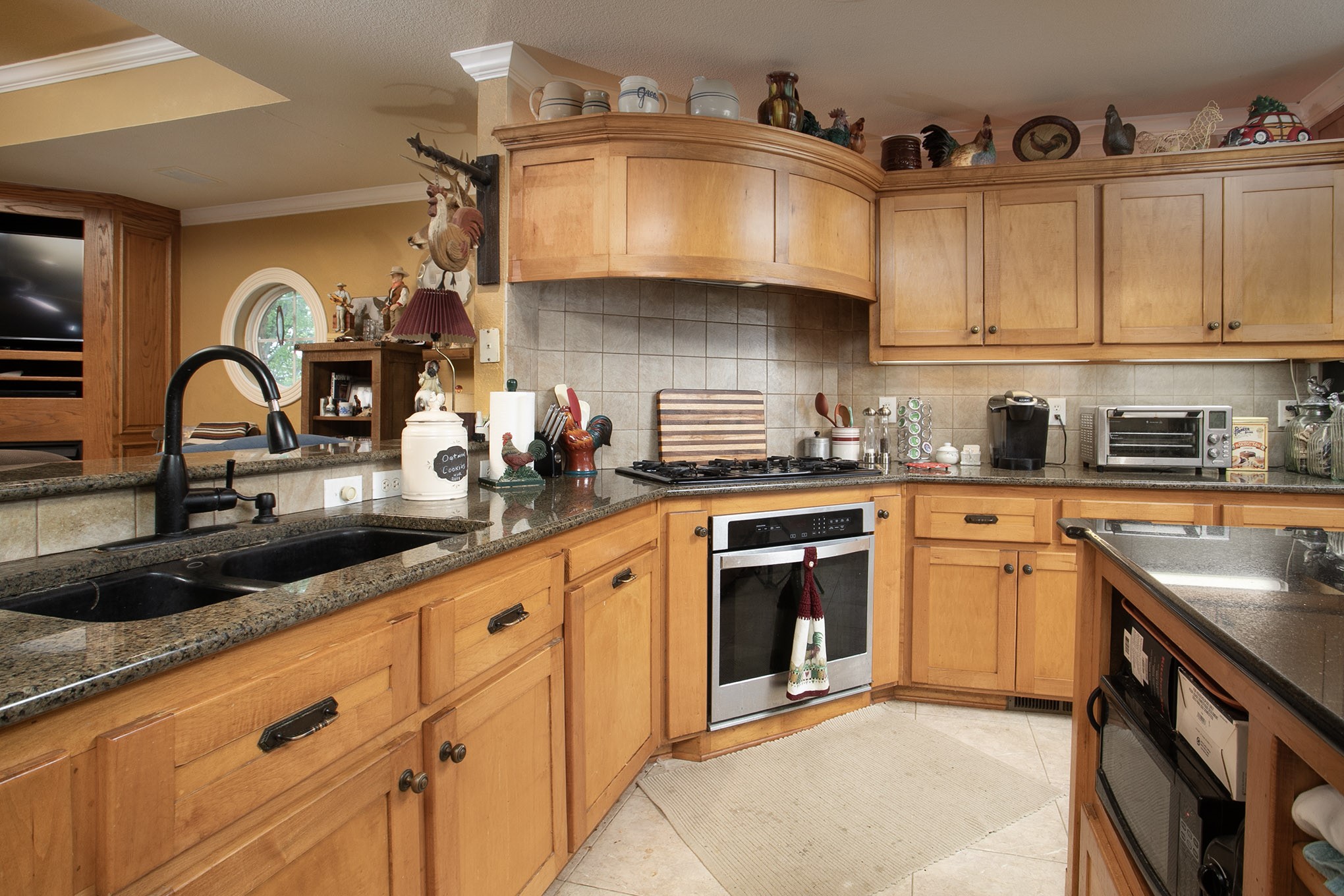 1801 W Holiday Fate TX 75087