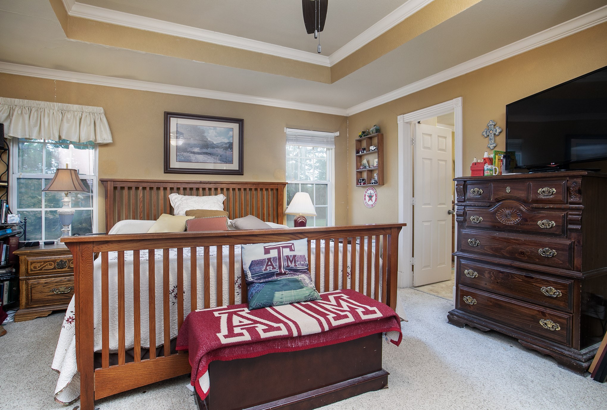 1801 W Holiday Fate TX 75087