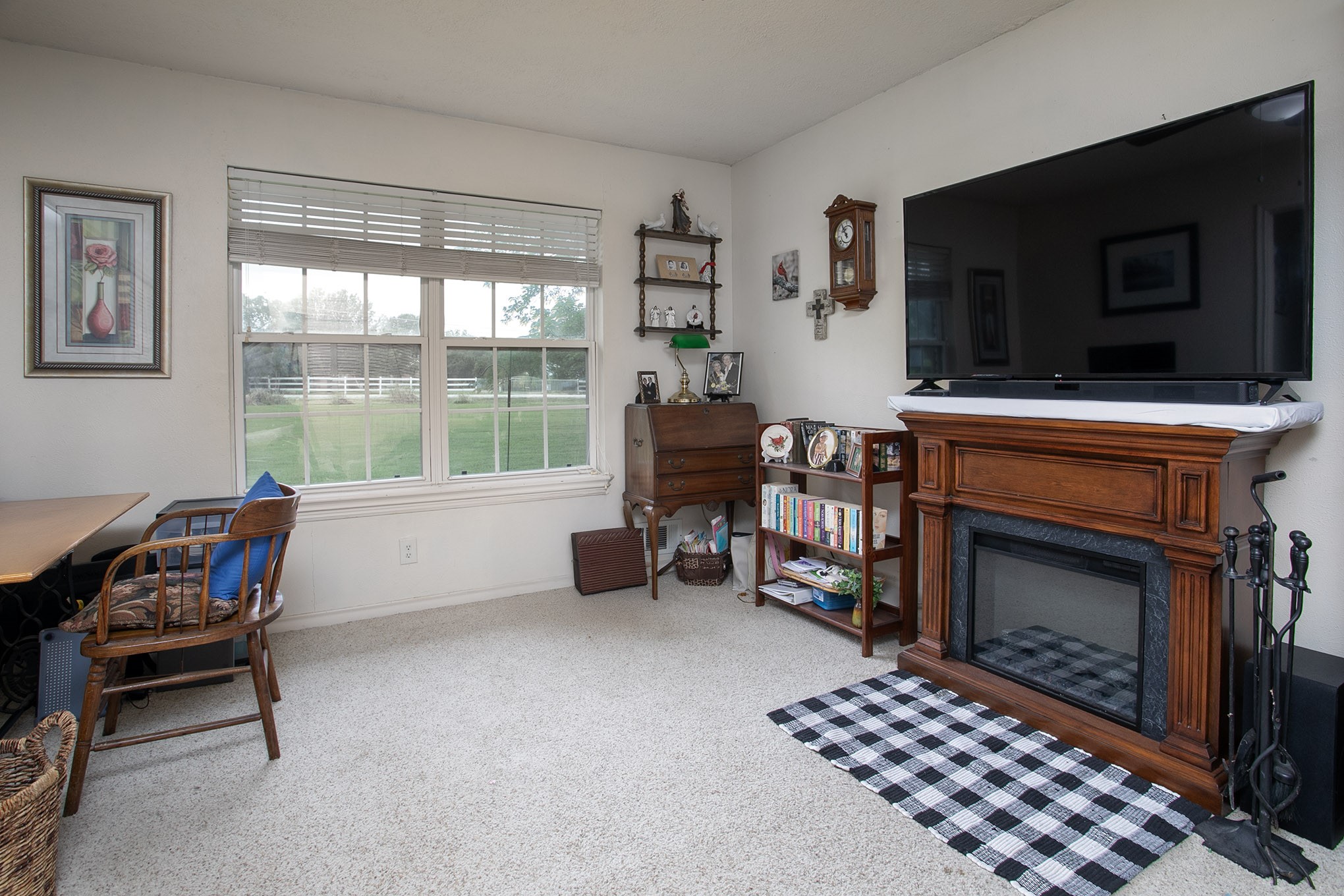 1801 W Holiday Fate TX 75087