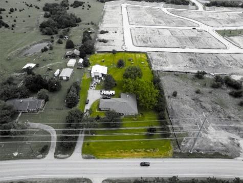 1801 W Holiday Fate TX 75087