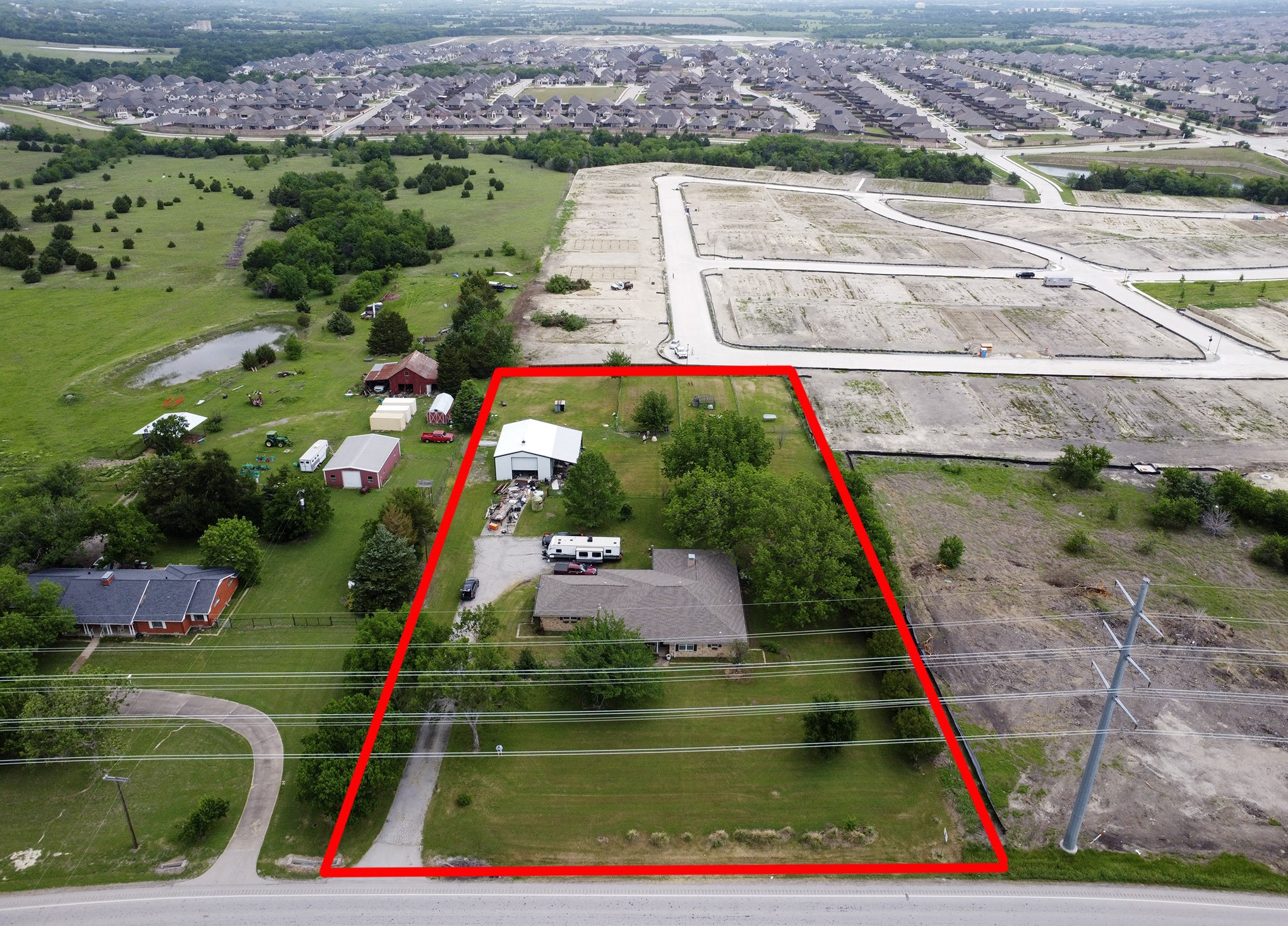 1801 W Holiday Fate TX 75087
