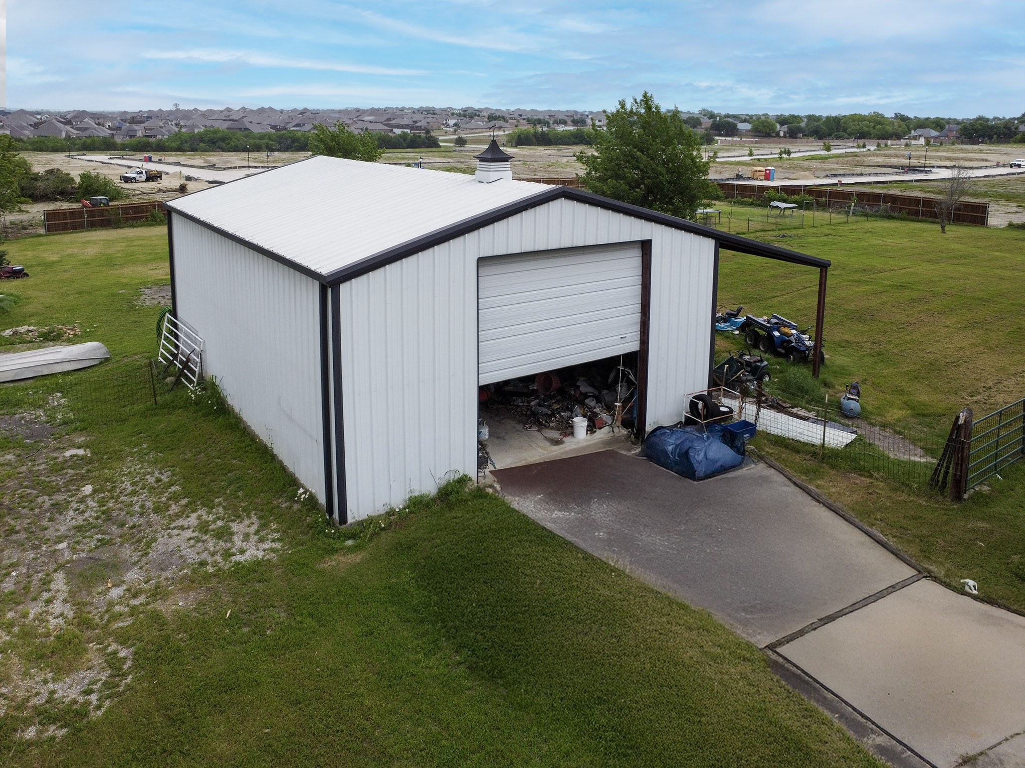 1801 W Holiday Fate TX 75087
