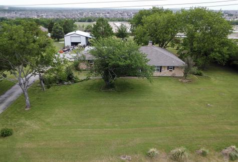 1801 W Holiday Fate TX 75087