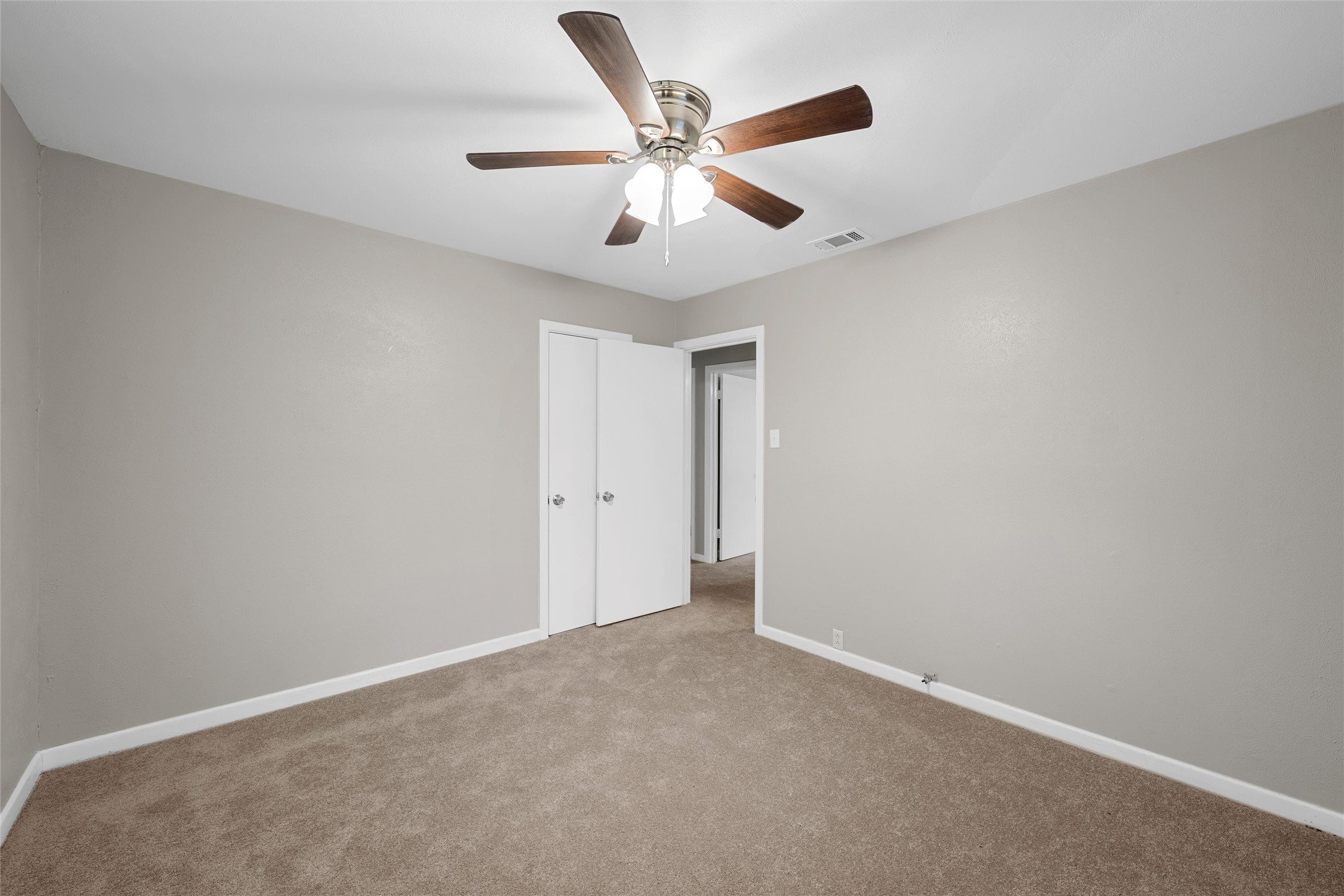 607 E Pine Street West TX 76691