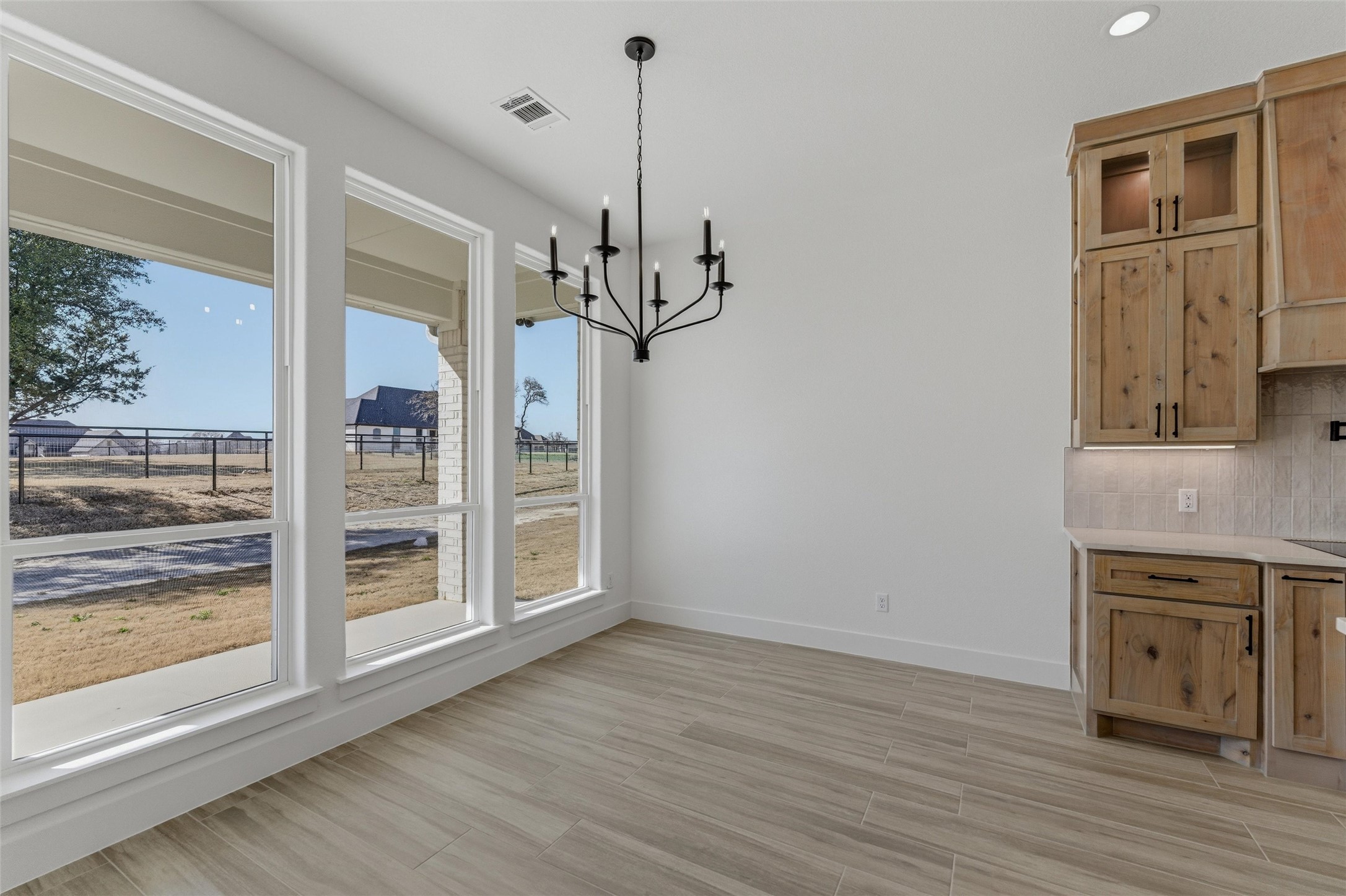 1038 Deer Island Court Azle TX 76020