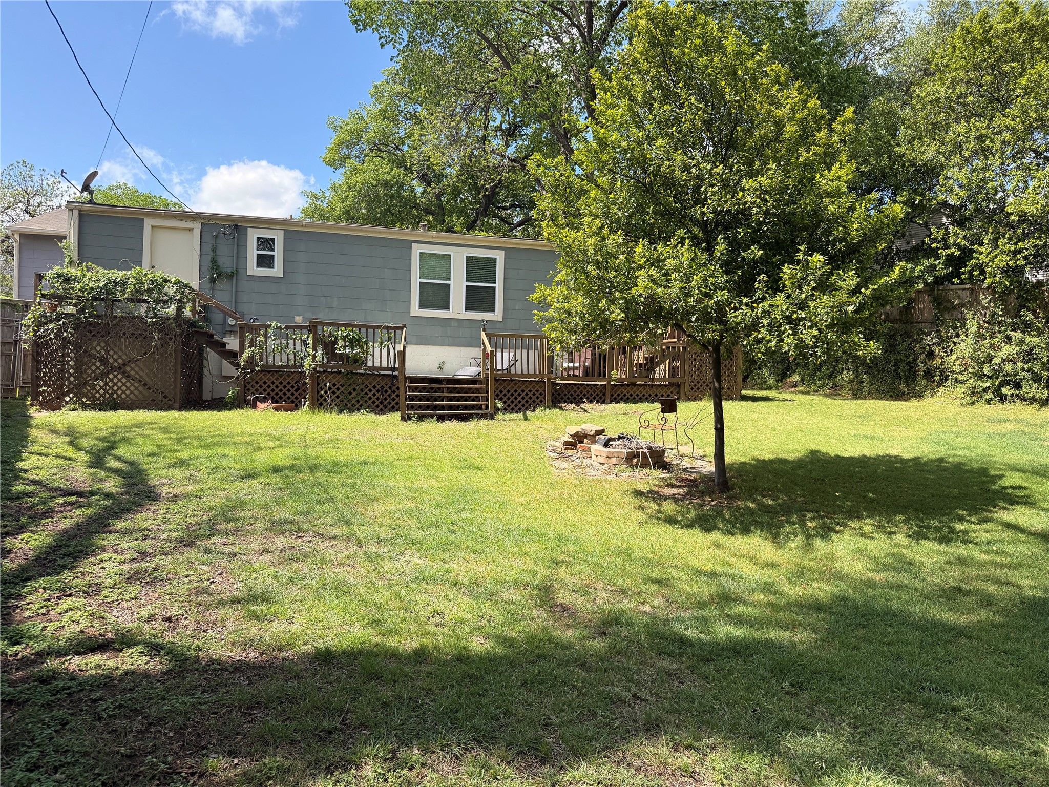 1220 Woodlawn Avenue Dallas TX 75208