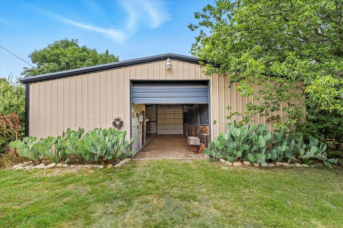 2 Sunset Lane Fort Worth TX 76108