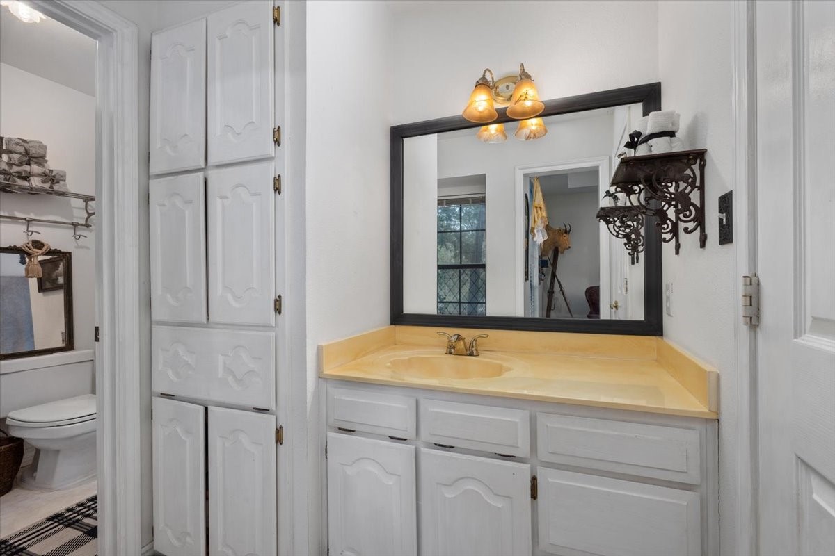 2 Sunset Lane Fort Worth TX 76108