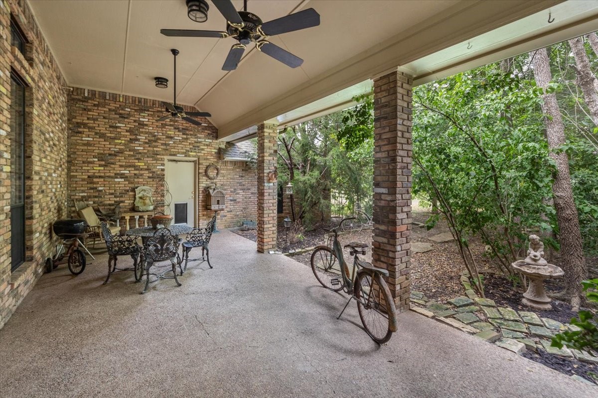 2 Sunset Lane Fort Worth TX 76108
