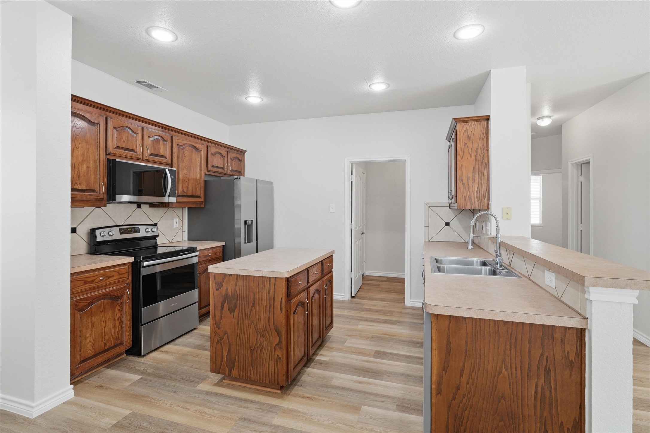 10986 Hawks Landing Road Fort Worth TX 76052